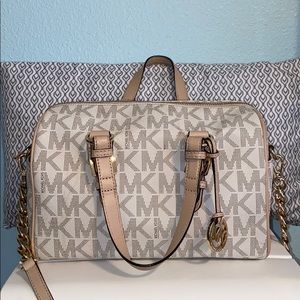 Michael Kors Grayson Vanilla Bag